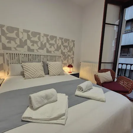 R2R - Apartamento En El Centro De Gijon - 1A140 ヒホン