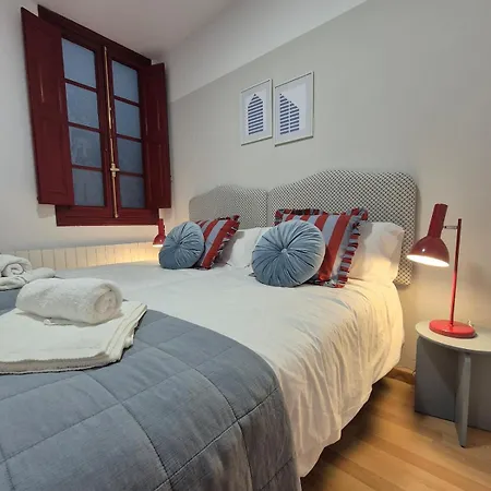 R2R - Apartamento En El Centro De Gijon - 1A140 ヒホン