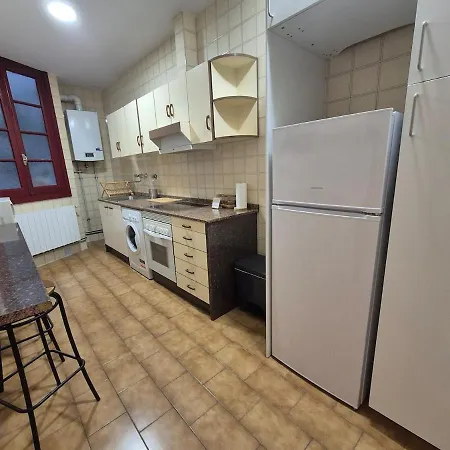 R2R - Apartamento En El Centro De Gijon - 1A140 *