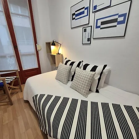 R2R - Apartamento En El Centro De Gijon - 1A140