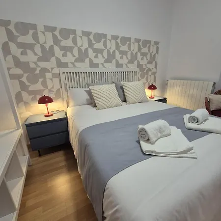アパート R2R - Apartamento En El Centro De Gijon - 1A140 ヒホン